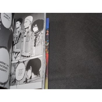 L'ATTACCO DEI GIGANTI 1/34 Cpl + N. 33 e 34 Variant – Planet Manga 2012 I Ed.
