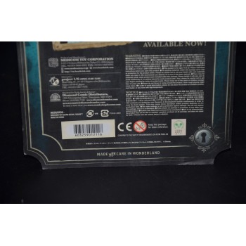 DISNEY'S ALICE IN WONDERLAND – ALICE Ultra detail Figure – NECA NUOVO