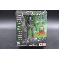 ALIEN VS PREDATOR – ALIEN WARRIOR Action Figure – Bandai 2014 NUOVO