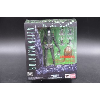 ALIEN VS PREDATOR – ALIEN WARRIOR Action Figure – Bandai 2014 NUOVO