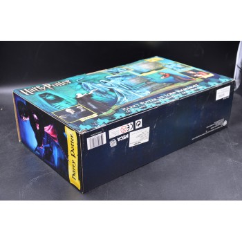 HARRY POTTER VS LORD VOLDEMORT GRAVEYARD DUEL WITH RIDDLE FAMILY GRAVE - NECA
