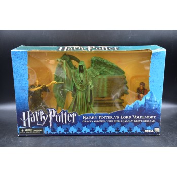 HARRY POTTER VS LORD VOLDEMORT GRAVEYARD DUEL WITH RIDDLE FAMILY GRAVE  - NECA