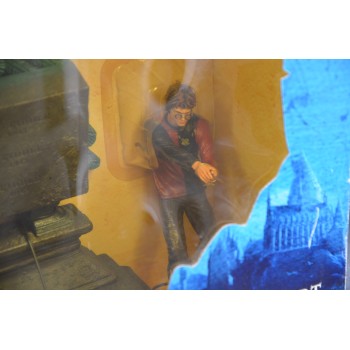 HARRY POTTER VS LORD VOLDEMORT GRAVEYARD DUEL WITH RIDDLE FAMILY GRAVE  - NECA
